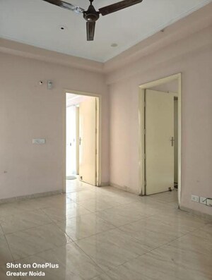 2.5 BHK Apartment For Sale in Gaur City 2 - 16th Avenue, Sector 16c Greater Noida