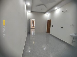 4 BHK Independent House For Rent in Dehrakhas