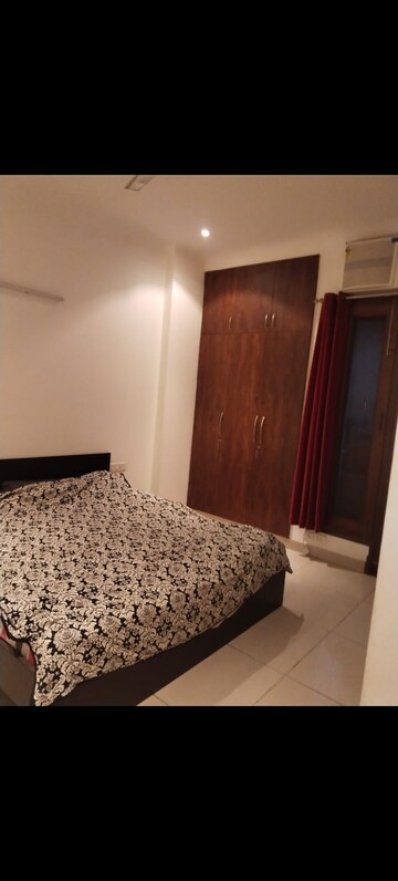 3 BHK Builder Floor For Rent in Gulmohar Park