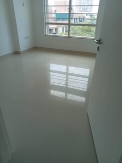 1 BHK + Pooja Room Apartment For Sale in Shapoorji Pallonji Siennaa