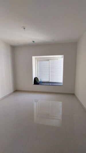 Room in 2 BHK Apartment at Ganga Legend, Bavdhan – for Rent