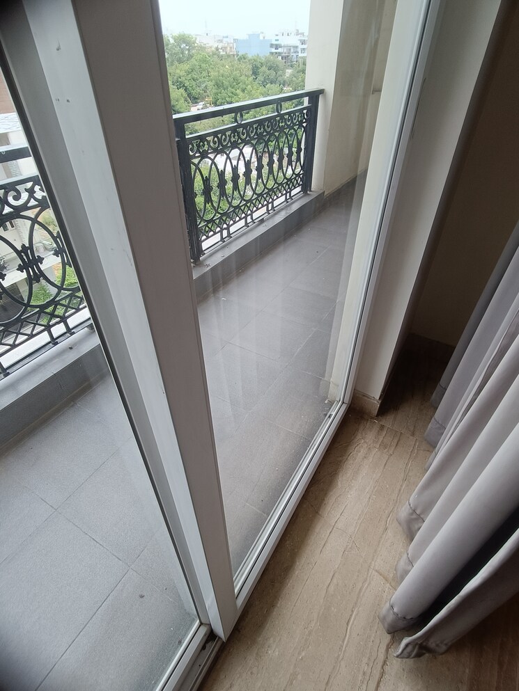 Balcony, ansal-api-esencia 3 Bedroom 2000 Sq.Ft. Builder Floor In Sector 67 Gurgaon 9554289