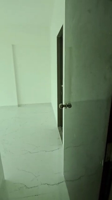 Room in 2.5 BHK Apartment at Tilak Nagar – for Rent