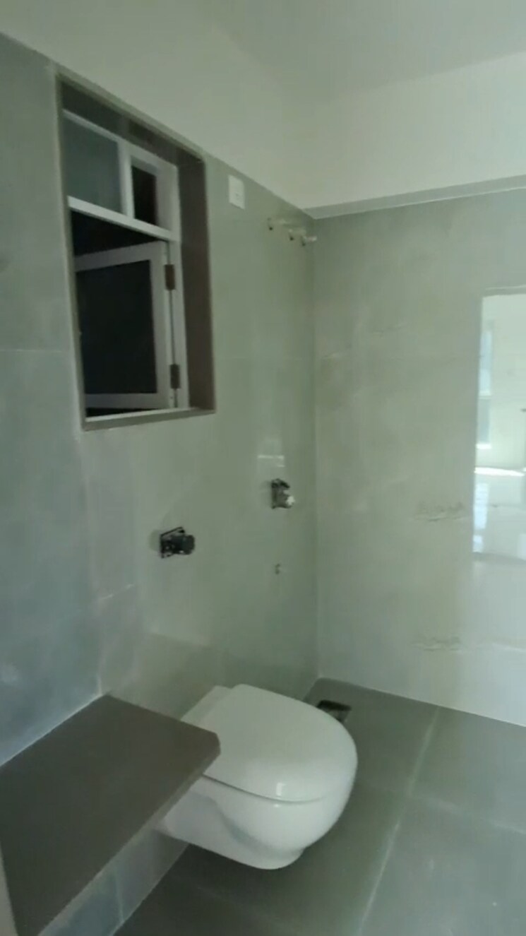 Attached Bathroom, tilak nagar 2.5 Bedroom 810 Sq.Ft. Apartment In Tilak Nagar Mumbai 9554275