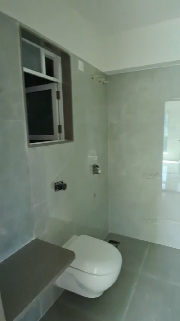 Attached Bathroom, tilak nagar 2.5 Bedroom 810 Sq.Ft. Apartment In Tilak Nagar Mumbai 9554275