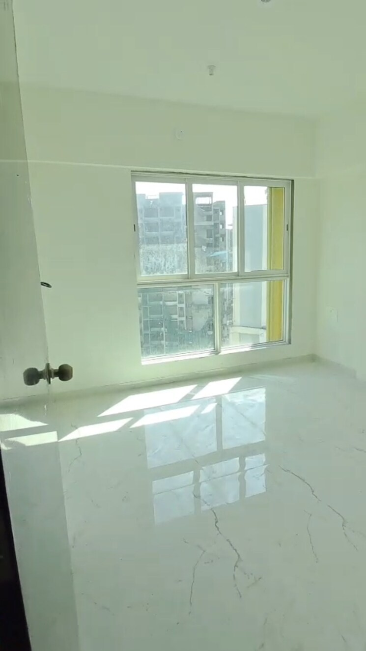 Room, tilak nagar 2.5 Bedroom 810 Sq.Ft. Apartment In Tilak Nagar Mumbai 9554275