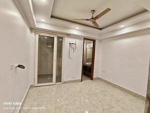 Building Lobby in 3 BHK Builder Floor at Vasant Kunj – for Rent