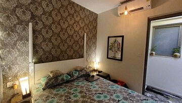 Bedroom in 2 BHK Apartment at Kalpataru Paramount, Kapur Bawdi – for Rent