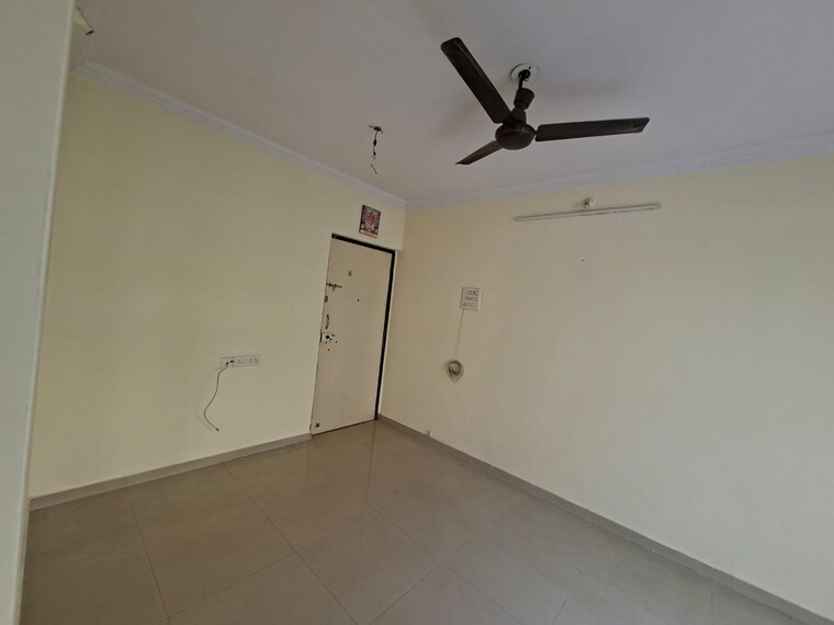 Room, raunak-heights 1 Bedroom 405 Sq.Ft. Apartment In Ghodbunder Road Thane 9554273