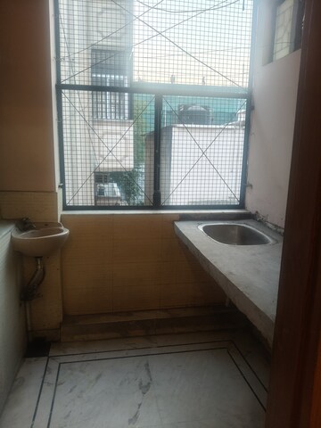 Room in 1 RK Builder Floor at Pant Nagar – for Rent