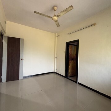 Room in 2 BHK Apartment at Giriraj CHS Panvel, Panvel Sector 15a – for Rent