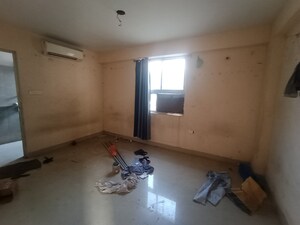 Room in 2 BHK Apartment at Kadam Kuan – for Rent