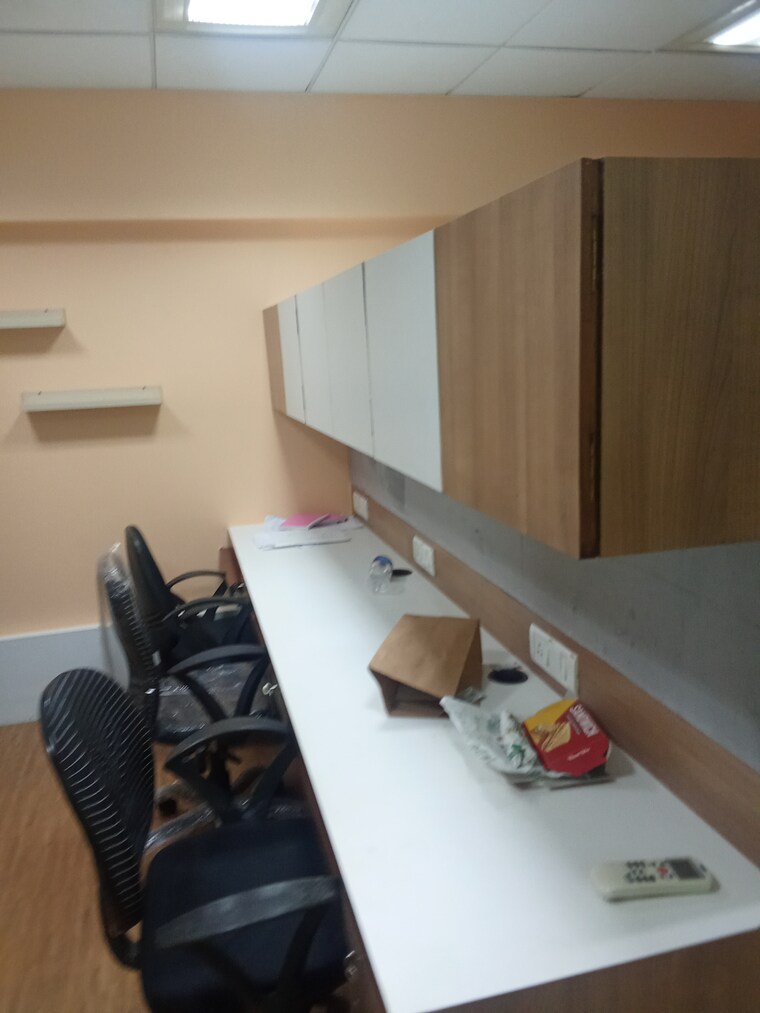 Team Area, the-great-eastern-summit Commercial Office Space 700 Sq.Ft. In Cbd Belapur Sector 15 Navi Mumbai 9554295