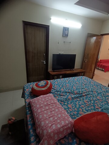 Bedroom in 3 BHK Builder Floor at Ansal API Esencia, Sector 67 – for Rent