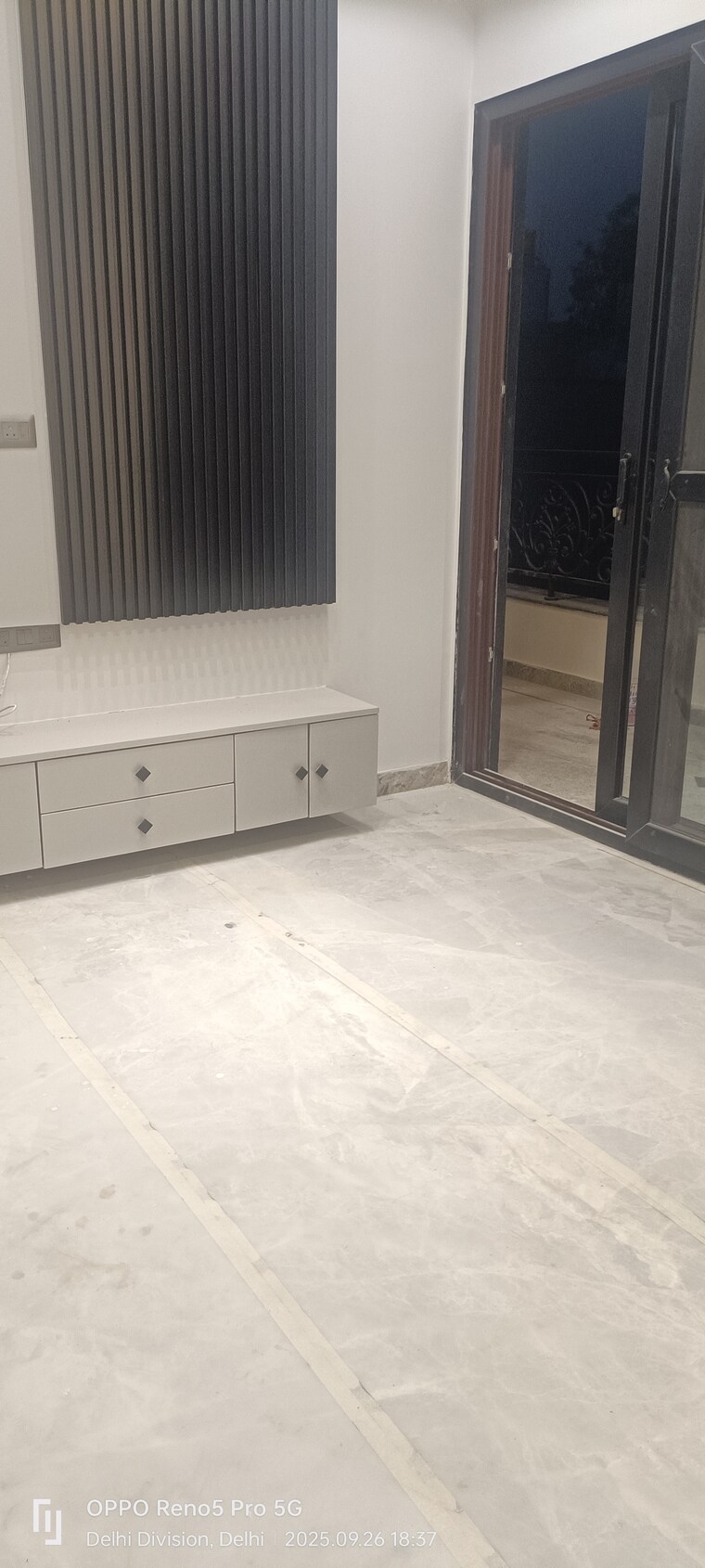 Room, janakpuri 3 Bedroom 1350 Sq.Ft. Builder Floor In Janakpuri Delhi 9554358