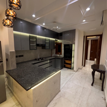 Team Area in 3 BHK Builder Floor at Safdarjung Enclave – for Rent