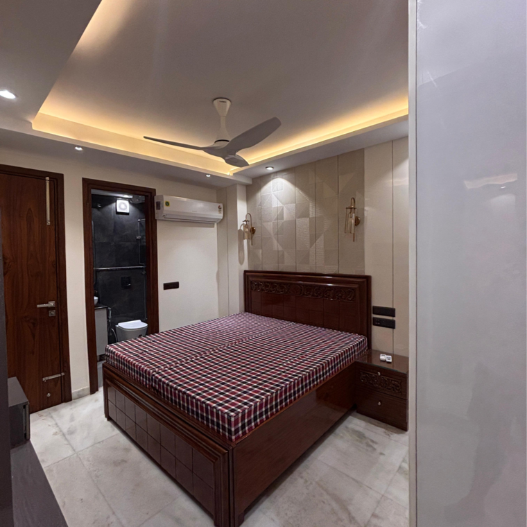 Bedroom, safdarjung enclave 3 Bedroom 200 Sq.Yd. Builder Floor In Safdarjung Enclave Delhi 9554365
