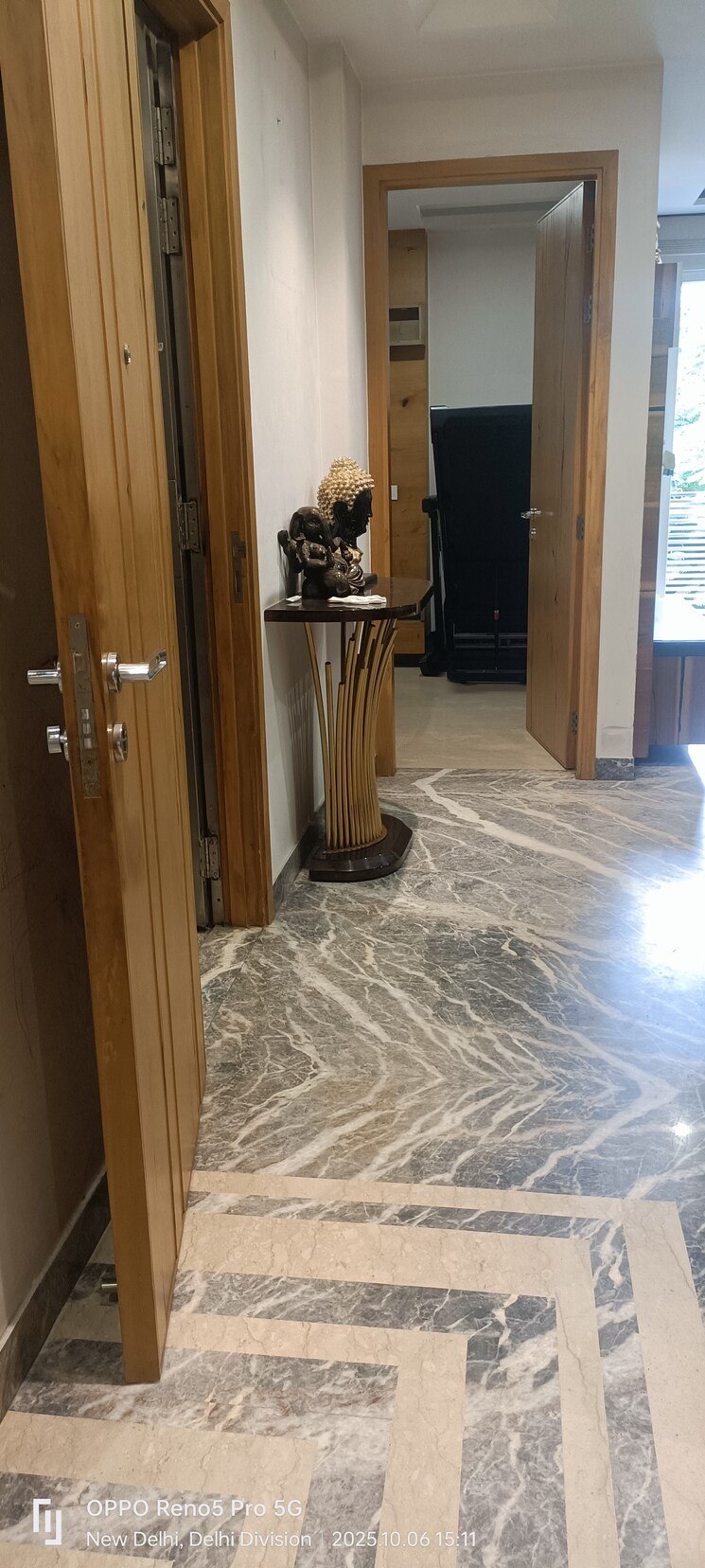 Room, janakpuri 4 Bedroom 2025 Sq.Ft. Builder Floor In Janakpuri Delhi 9554381