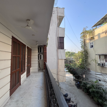 Building Lobby in 3 BHK Builder Floor at Gautam Nagar – for Rent