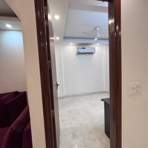 Bathroom in 3 BHK Builder Floor at Gautam Nagar – for Rent