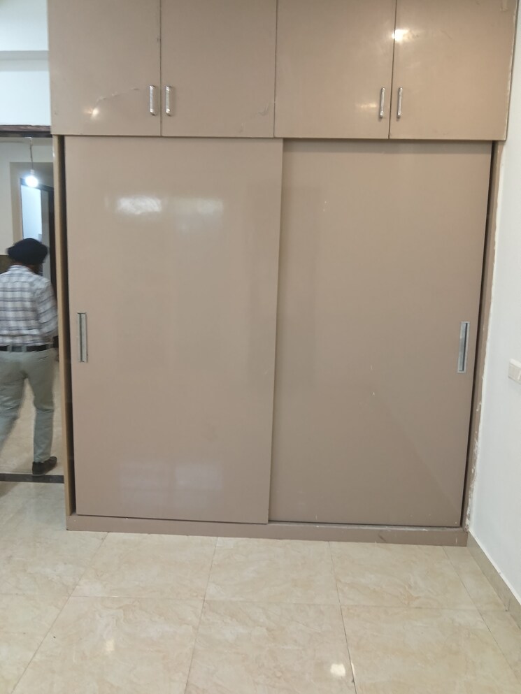 Room, dhakoli 3 Bedroom 128 Sq.Yd. Builder Floor In Dhakoli Zirakpur 9554396