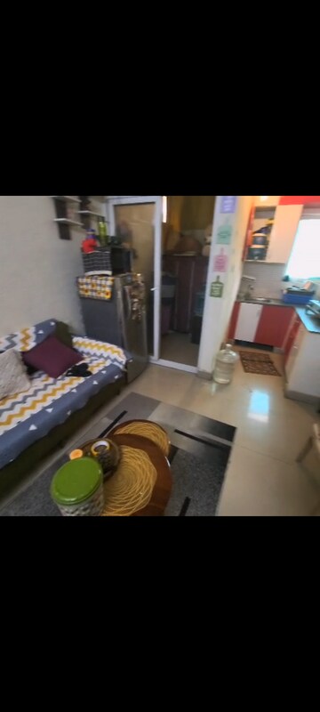 1 BHK Apartment For Rent in Express Zenith, Sector 77