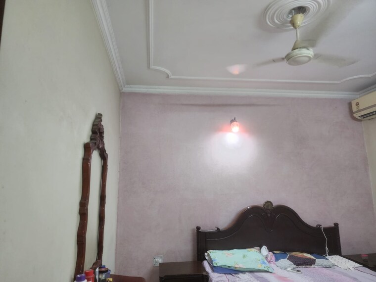 undefined, vasant kunj 3 Bedroom 1200 Sq.Ft. Apartment In Vasant Kunj Delhi 9554412