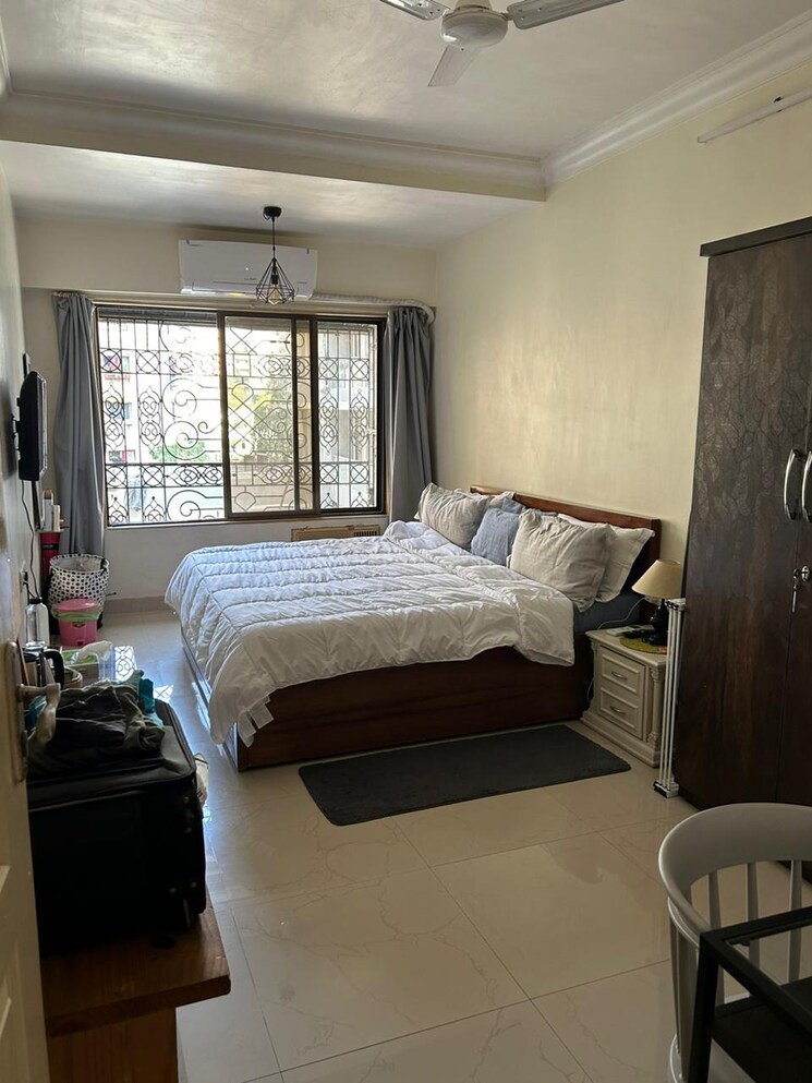 Bedroom, bandra west 2 Bedroom 900 Sq.Ft. Apartment In Bandra West Mumbai 9554423