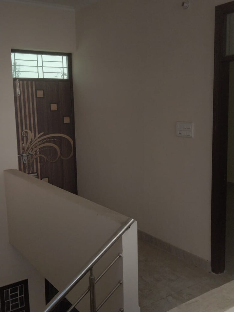 Room, mukut-city-center 2 Bedroom 1410 Sq.Ft. Independent House In Indira Nagar Lucknow 9554441