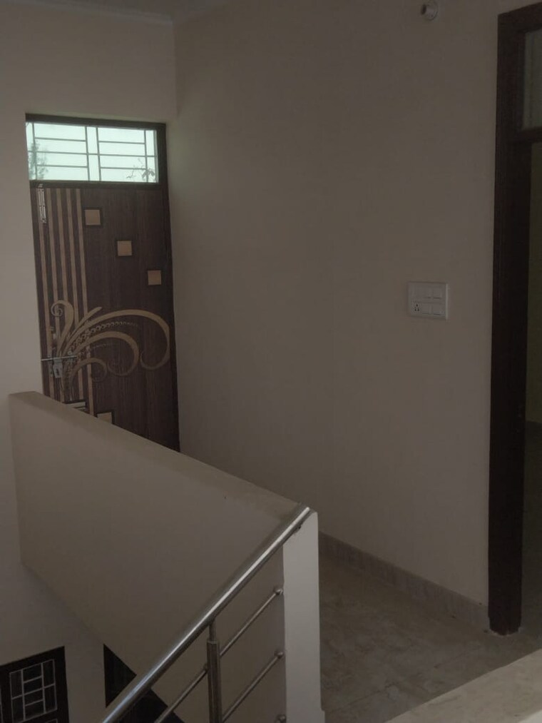 Room, mukut-city-center 2 Bedroom 1410 Sq.Ft. Independent House In Indira Nagar Lucknow 9554441