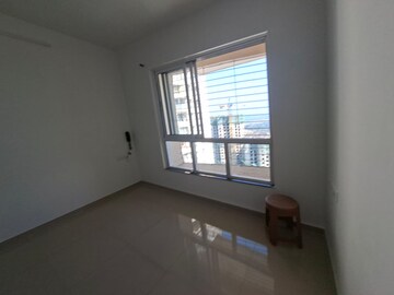 Room in 1 BHK Apartment at Raunak Delight, Owale – for Rent