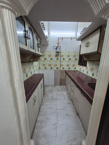 Kitchen in 1.5 BHK Builder Floor at Mayur Vihar – for Rent