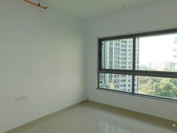 Bedroom in 1 BHK Apartment at Kalpataru Immensa, Kolshet Road – for Rent