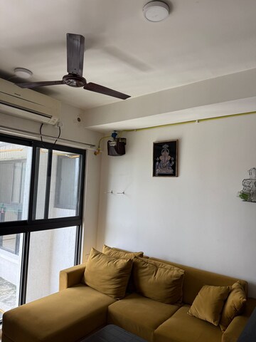 Furnished Amenities in 1 BHK Apartment at Lodha Crown Quality Homes, Majiwada – for Rent