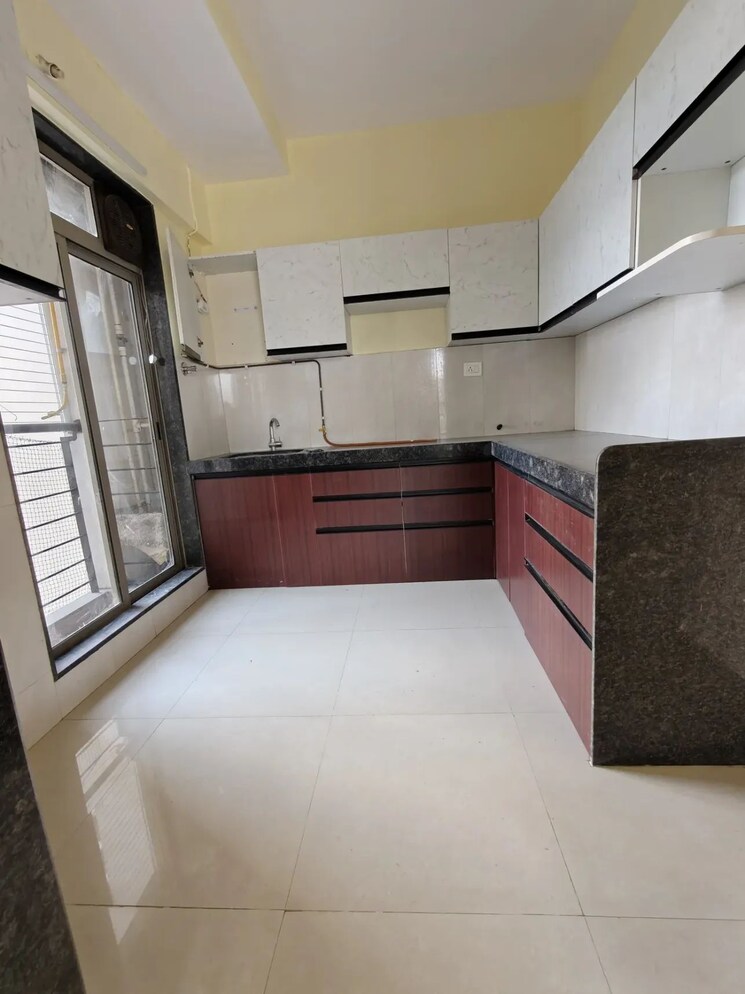 Kitchen, runwal-eirene 2.5 Bedroom 1000 Sq.Ft. Apartment In Balkum Pada Thane 9554475