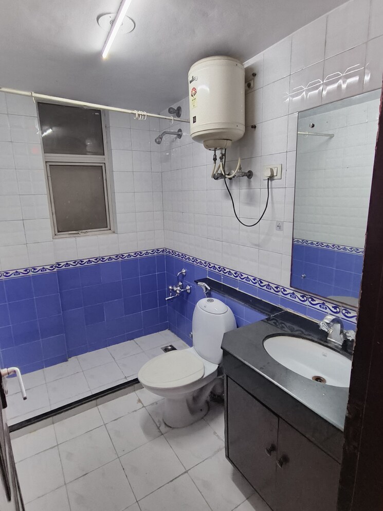 Team Area, eros-wembley-estate 2 Bedroom 1050 Sq.Ft. Apartment In Sector 50 Gurgaon 9554505