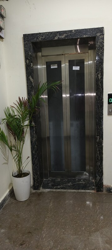 Staircase in 1 BHK Builder Floor at RWA Apartments Sector 50, Sector 50 – for Rent