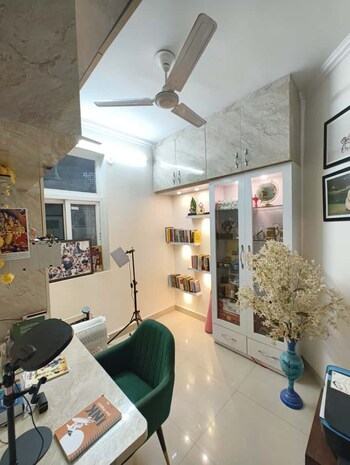 Amrapali Crystal Homes