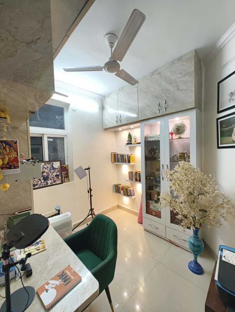 Team Area, amrapali-crystal-homes 3 Bedroom 1700 Sq.Ft. Apartment In Sector 76 Noida 9554508