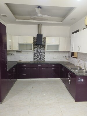 Kitchen in 3.5 BHK Builder Floor at Vipul World Floors, Sector 48 – for Rent