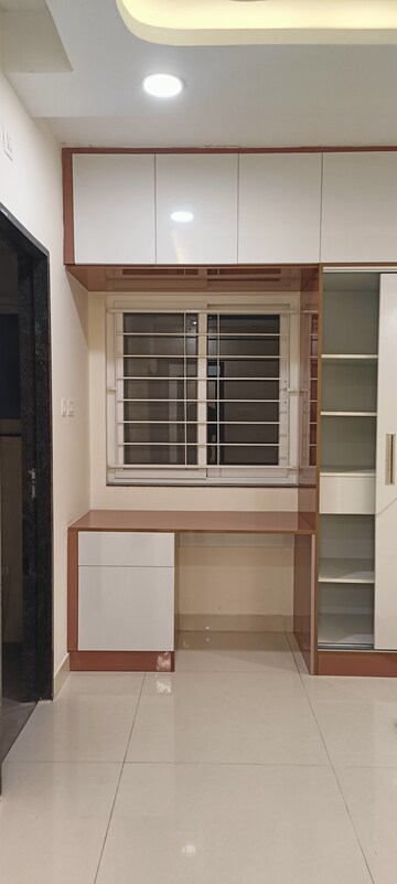 2 BHK Apartment For Rent in Prestige High Fields, Gachibowli