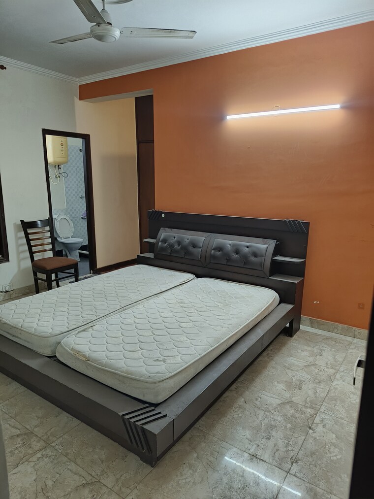 Bedroom, unitech-south-city-ii 3 Bedroom 2000 Sq.Ft. Builder Floor In Sector 50 Gurgaon 9554553