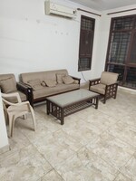 3 BHK + Extra Room 2000 Sq.Ft. Builder Floor in Unitech South City II
