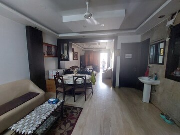 Living Room in 3 BHK Builder Floor at Gujranwala Town – for Rent