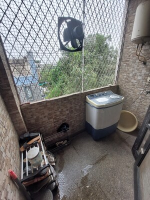 Balcony in 3 BHK Builder Floor at Gujranwala Town – for Rent