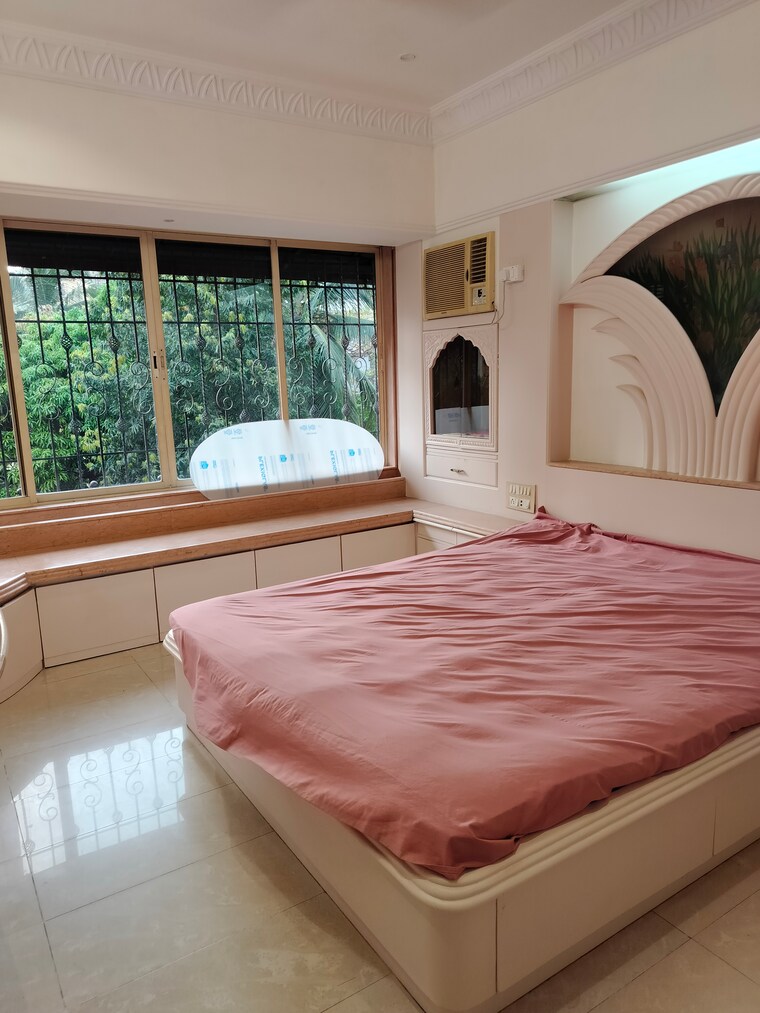 Bedroom, khar west 3 Bedroom 1000 Sq.Ft. Apartment In Khar West Mumbai 9554578