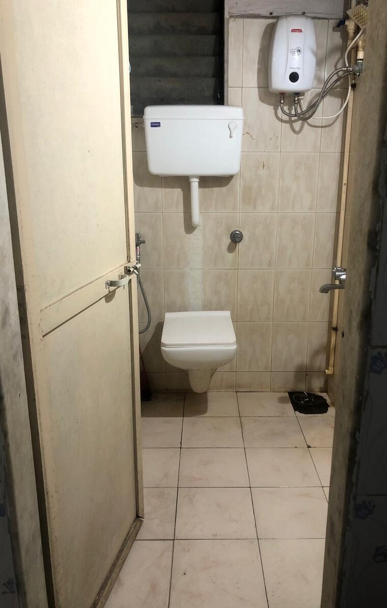 Bathroom, shining-marble-arch 1 Bedroom 700 Sq.Ft. Apartment In Taloja Navi Mumbai 9554599