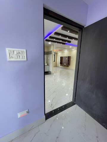 Room in 3 BHK Apartment at Bailey Road – for Rent