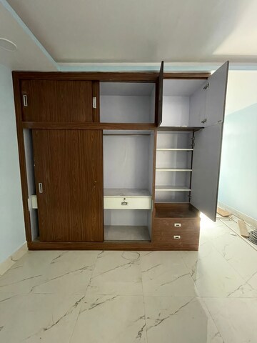 Room in 3 BHK Apartment at Bailey Road – for Rent