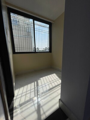 Room in 3 BHK Apartment at Bailey Road – for Rent